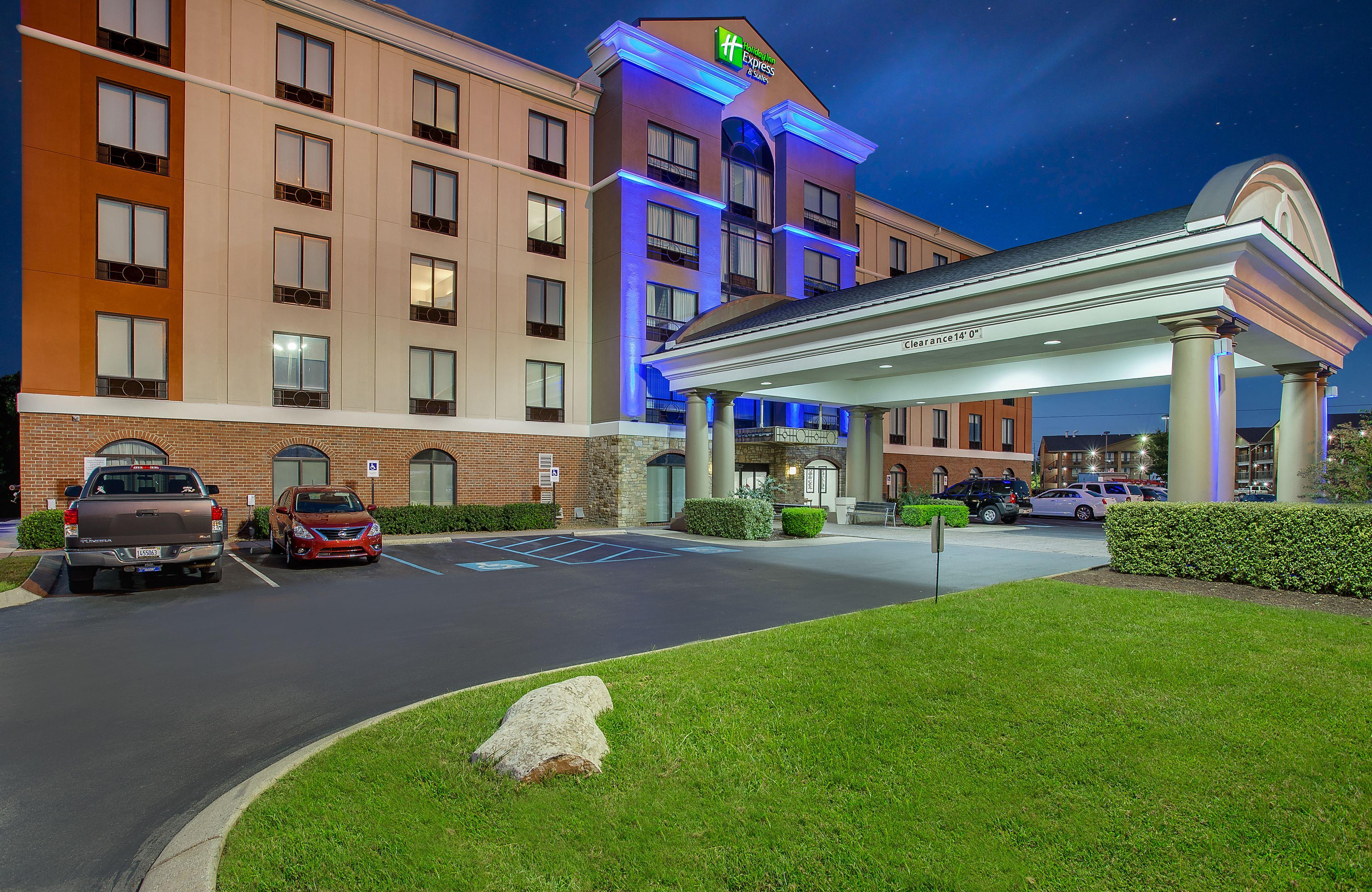 Where to Stay in the South: 15 Best Family-Friendly Hotels